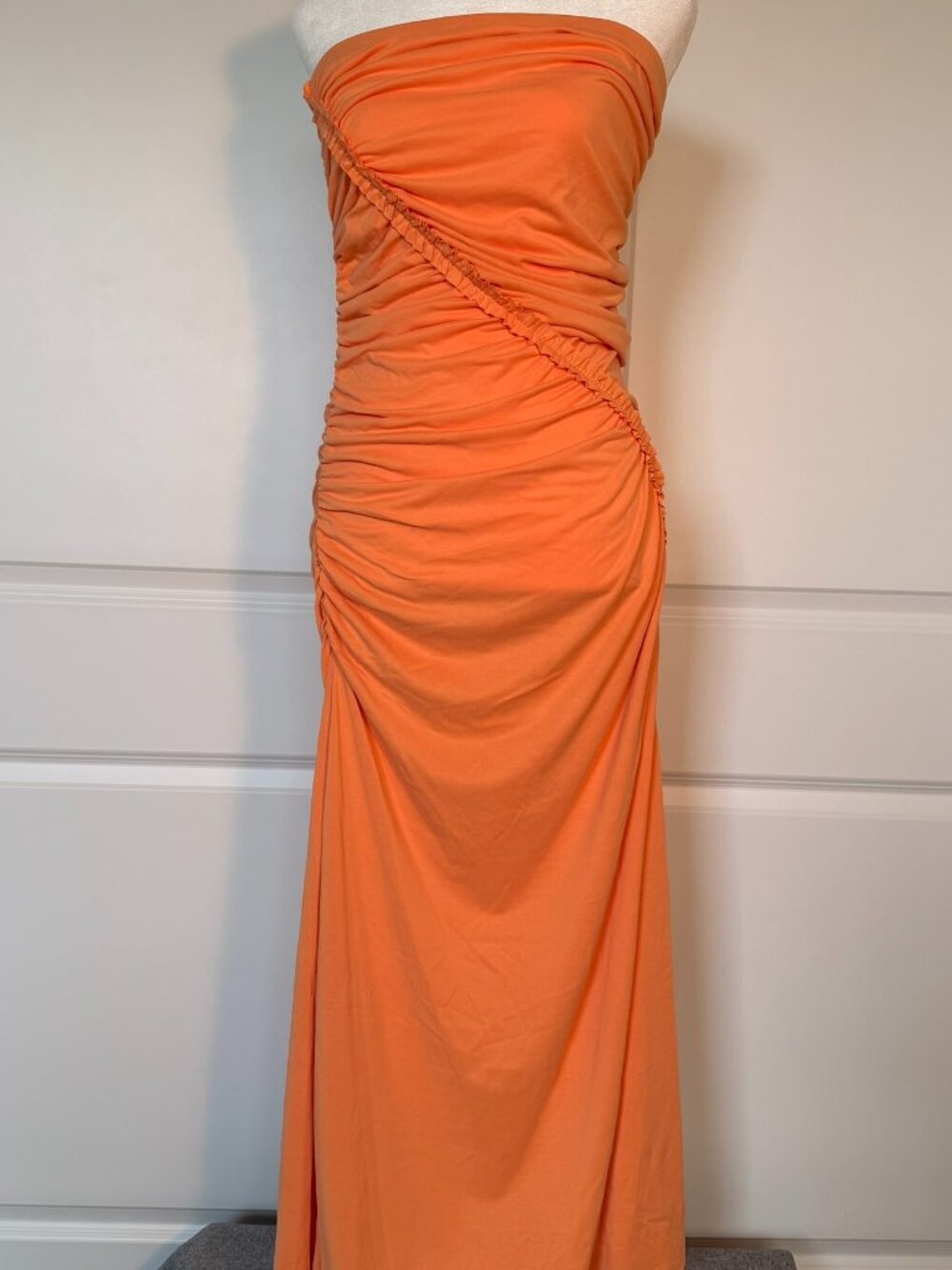 NWT ANTHROPOLOGIE Peachy Orange Gabbie Strapless Ruched Tube Dress Size M - Picture 3 of 8